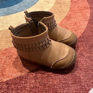 Stride Rite Moccasin Boots size 6M